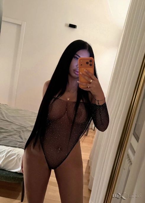Здравейте аз съм Кали -  снимка 4