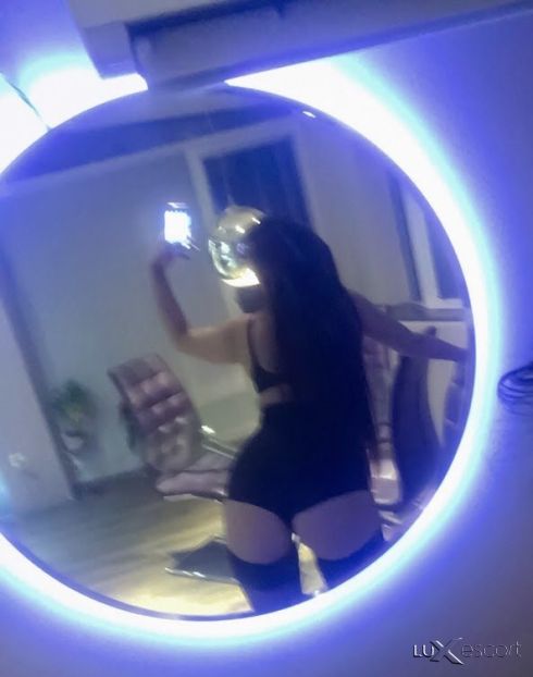 Класно, страстно и много гласно изкушение -  снимка 2