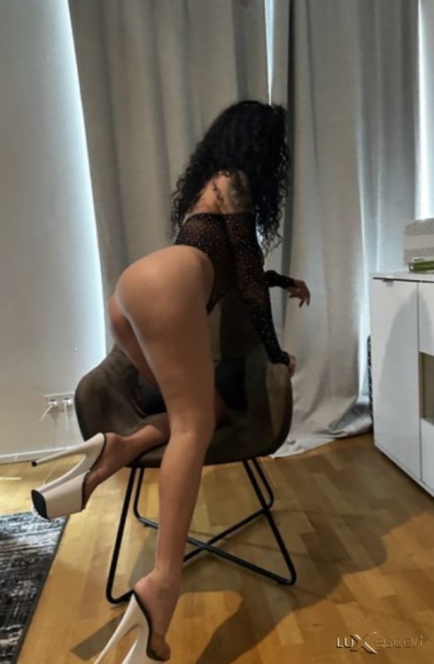 New🇺🇦 girl only WhatsApp -  снимка 1