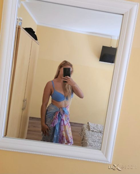 Real top gurl escort Bana WhatsApp üzerinden yazın. -  снимка 2