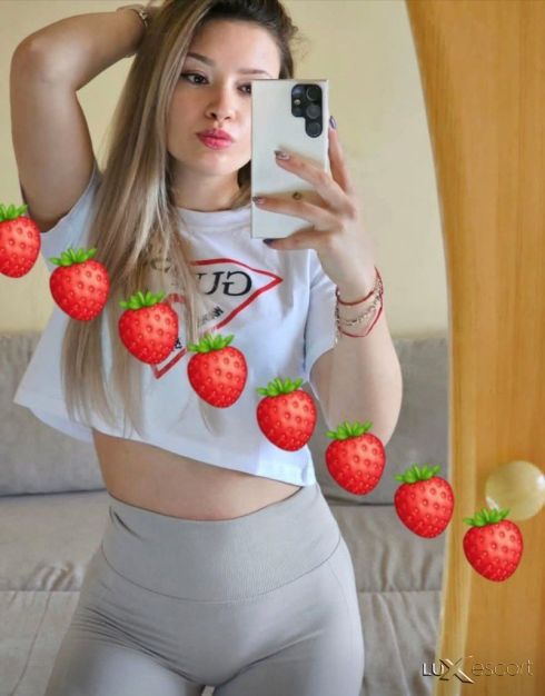 За малко при вас 😍🥰💋💋 -  снимка 1