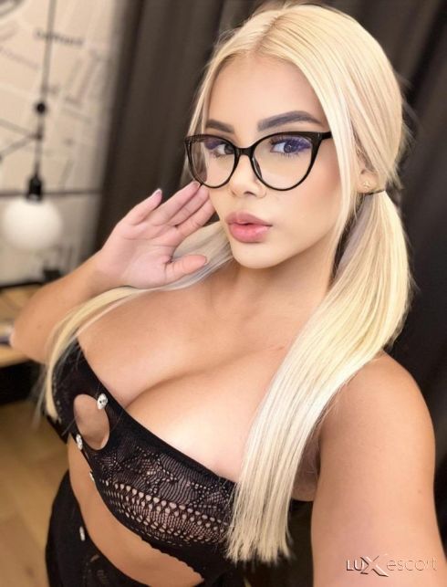 Top escort -  снимка 5
