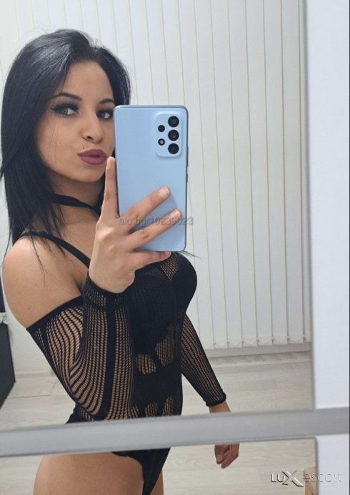 Реална..!! -  снимка 3