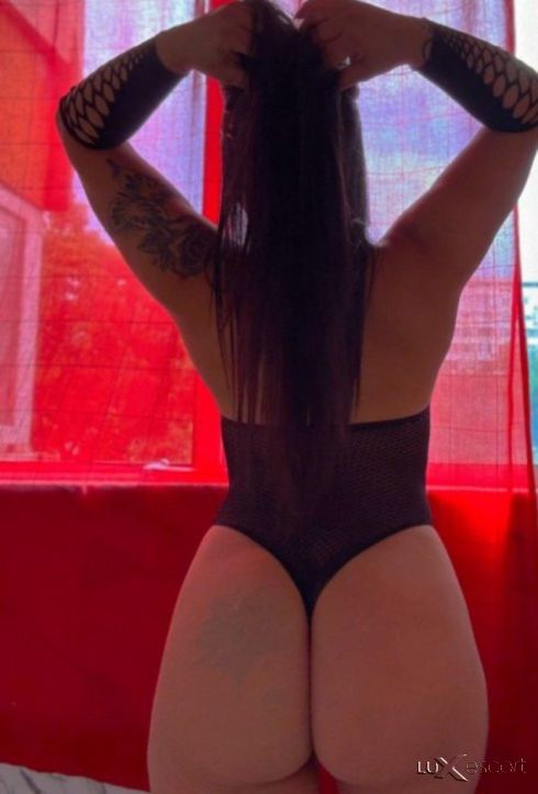 На 100% реална -  снимка 3