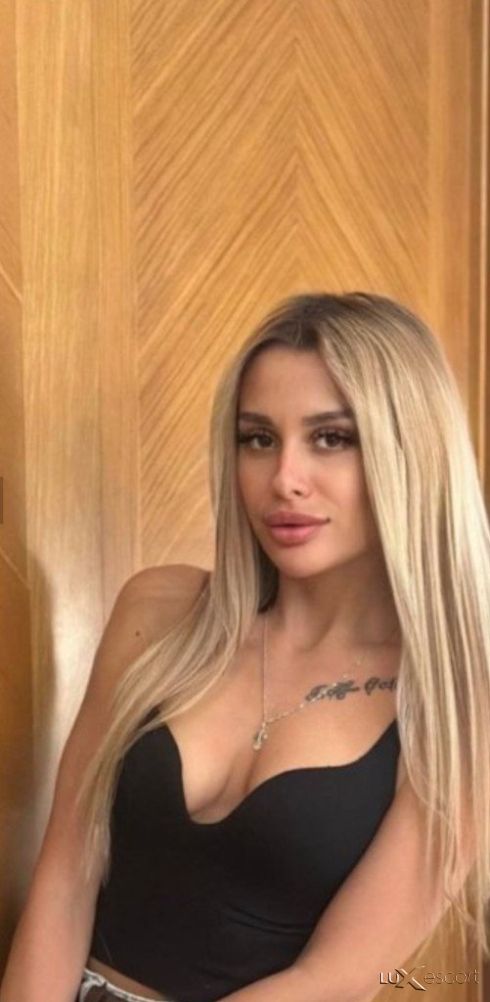 Нова в града -  снимка 0