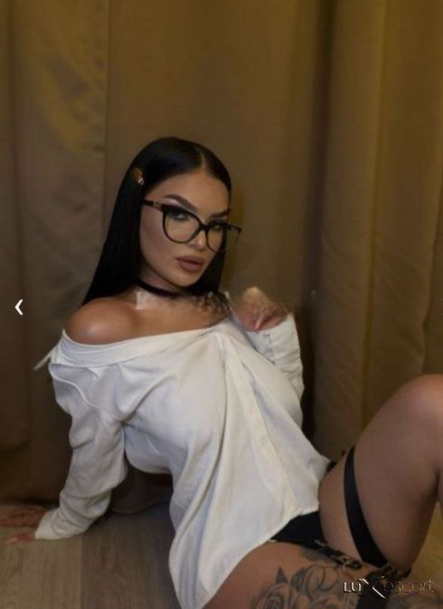 Evi escort -  снимка 0