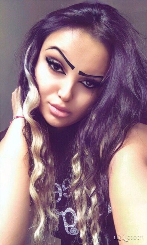 ✅Queen of Blojob ✅ -  снимка 1