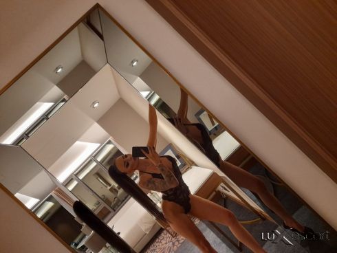 🔱MONIKA TOP ESKORT🔱 ПОСЛЕДЕН ДЕН -  снимка 1