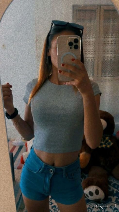 Нещо Малко Тясно и Опасно Нова във Града и във Бранша -  снимка 0