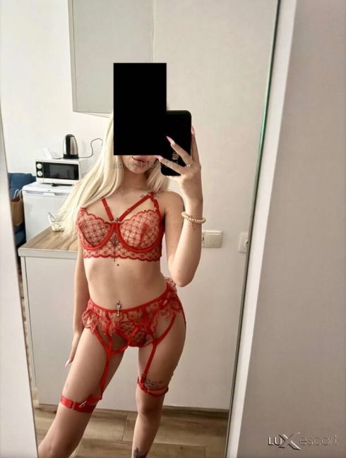 Mellissa new escort🤪 -  снимка 0