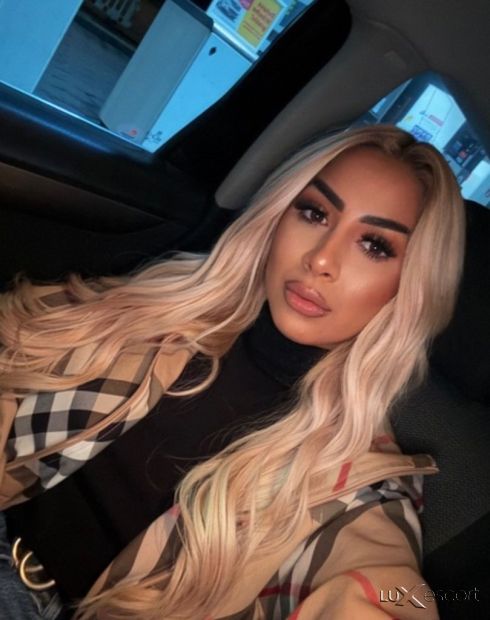 🌸miss blonde escort🌸 -  снимка 0