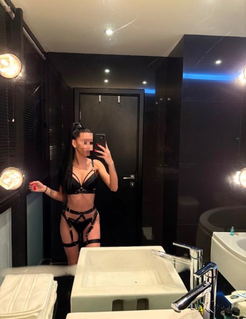 Moni VIP💋 -  снимка 2