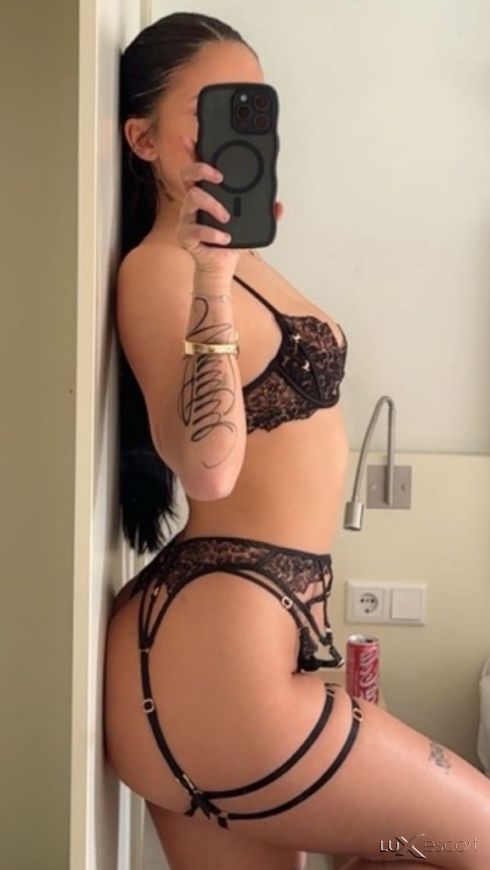 NEW NEW ESKORD REAL 💯 -  снимка 3