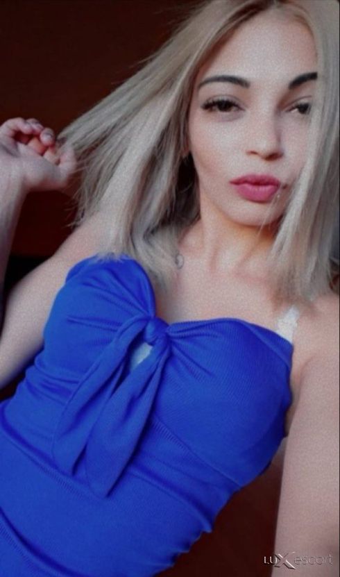 New Really Blonde Call Mee Hotell or Adress Top Rscort -  снимка 0