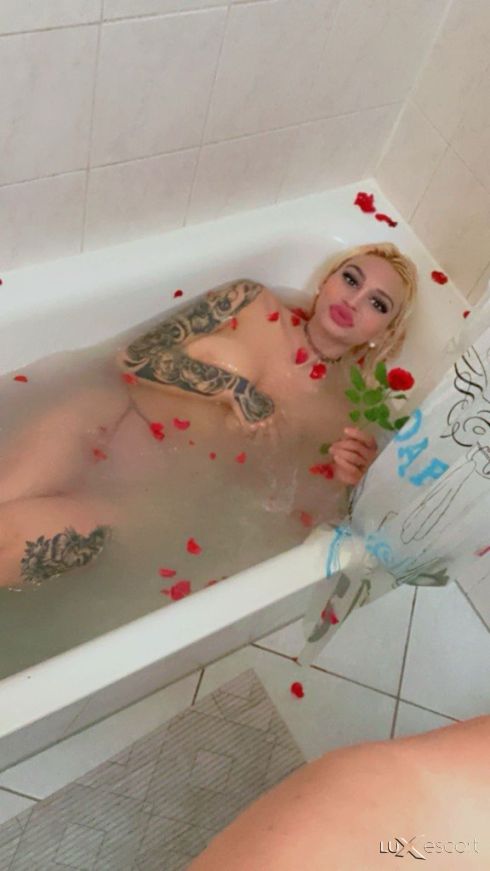 Katrin -  снимка 2