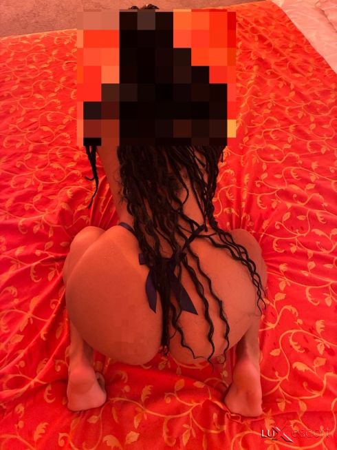 Sunny Escort -  снимка 5