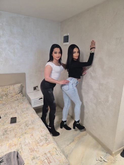 Две сладурани ви очакват 💖💖💖 -  снимка 2