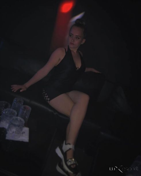 🔞Стандарт с кондом: 15 мин. - 50 лв. ; 30 мин - 80 лв -  снимка 4