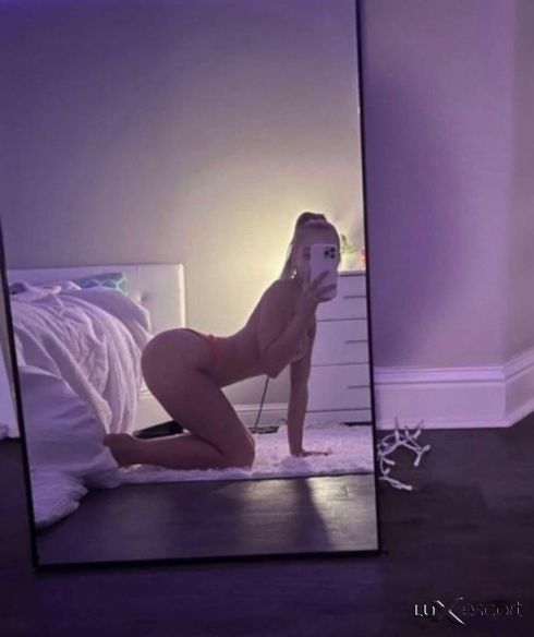 просто топ Ела и се увери -  снимка 1