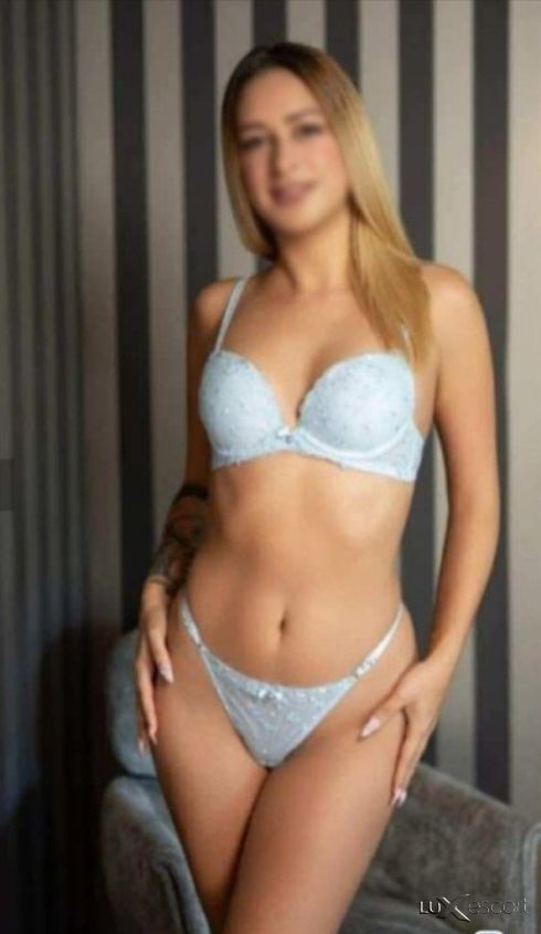 опитаи нещо ново реално момиче -  снимка 3