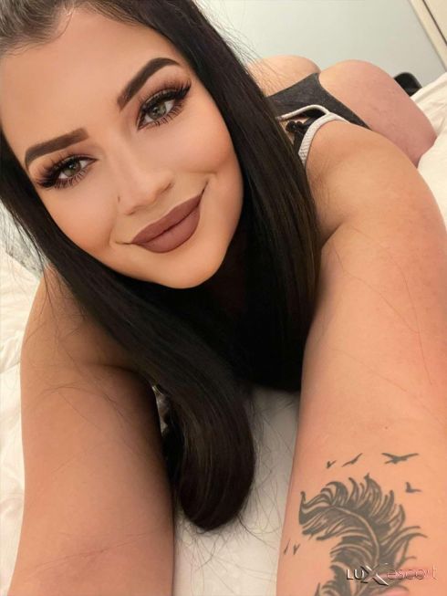 💎Pamela Diamond💎 -  снимка 0