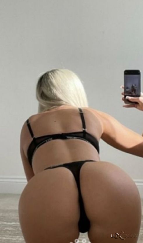 Simona -  снимка 2