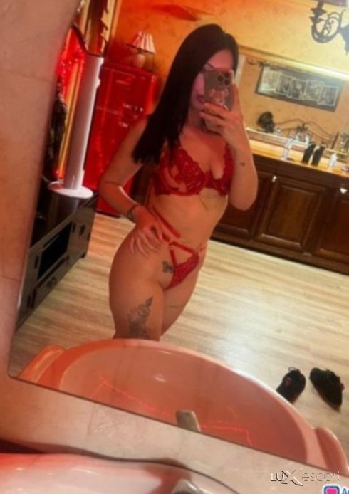 Sex bomb❤️‍🔥 -  снимка 1