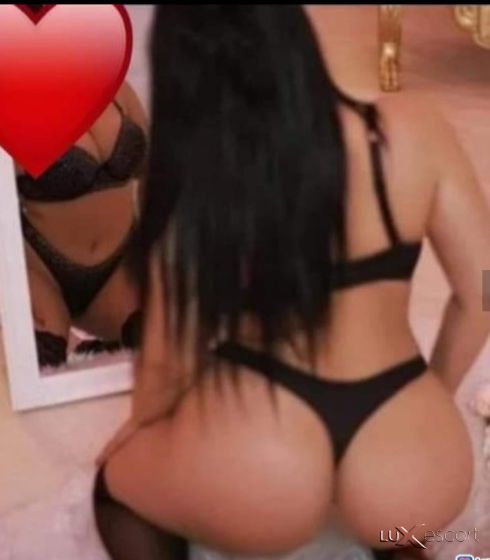 Ela da se zabavlava me -  снимка 2