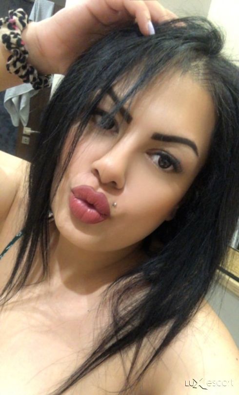 НАЙ-ДОБРИЯ ЗА ВАС✅ НОВА ПРИ ВАС ЗА КРАТКО🔞 -  снимка 0