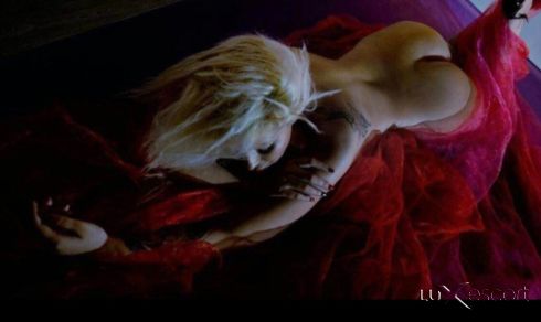 Aleks -  снимка 1