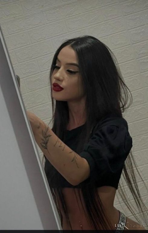 Вики -  снимка 2