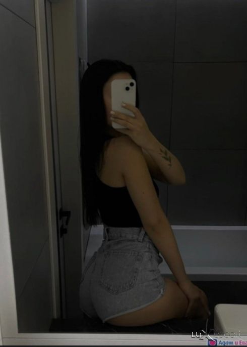 Вики -  снимка 3