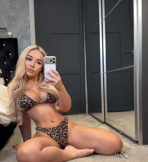 New new top -  снимка 3