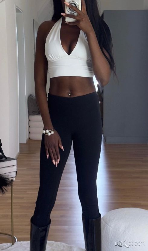 NEW PARTY GIRL ⚜️Dominicana ⚜️Lara⚜️Black Angel🪽 -  снимка 2