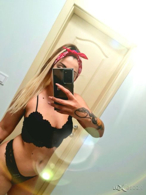 Малко изкушение  🔞❌️ -  снимка 4