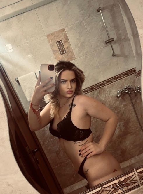 📞Caal me your Anal Queen 🍑 -  снимка 3