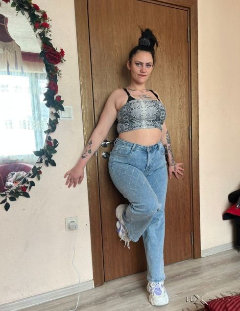 Top real escort gurl😘😘 -  снимка 1