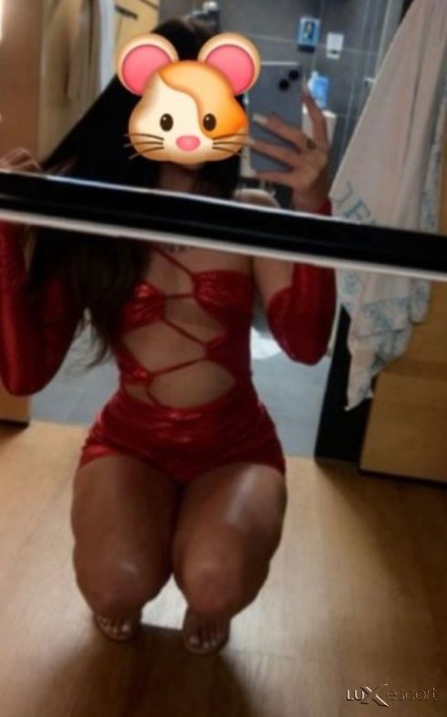 мони -  снимка 1