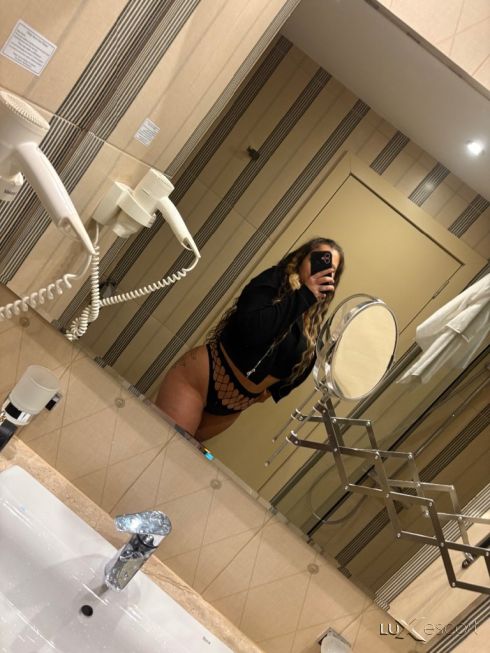 💋Нежна и коректна тук за вас❤️ -  снимка 0