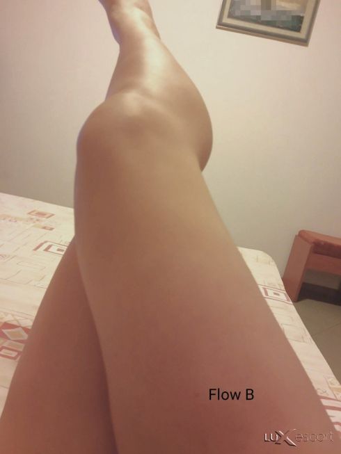 Massage 🅰️nd something more.. -  снимка 0