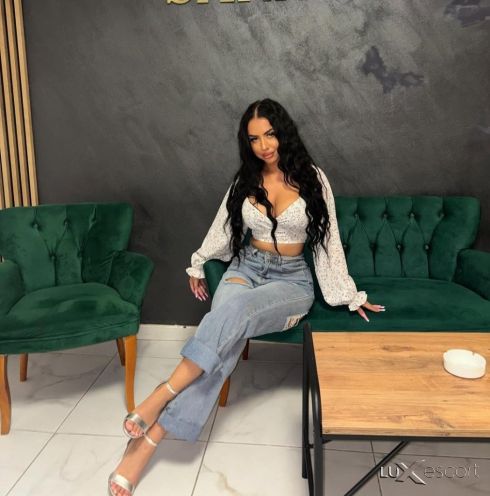 Natalie🥰🥰🥰😘 -  снимка 2