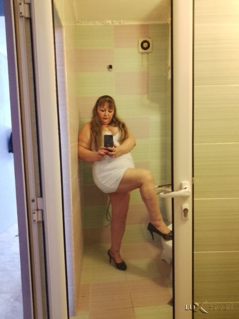 Релаксиращ масаж с гърди!60лв масаж за 30мин, Пловдив ♥️ ♥️ -  снимка 6