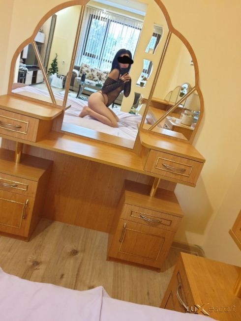 ♥️VIP EMILY♥️ -  снимка 1