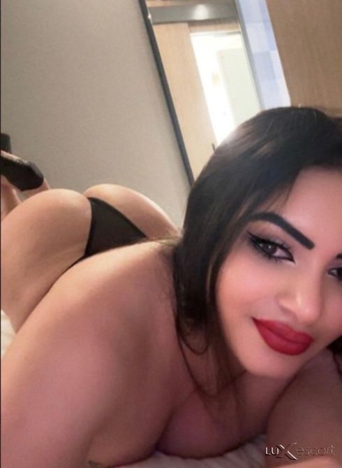 ПОСЕЩАВАМ АДРЕСИ И ХОТЕЛИ 🥂💯 -  снимка 0