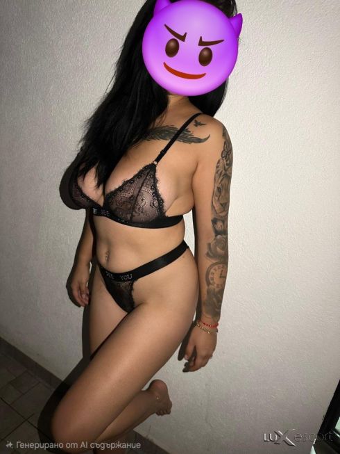 VIP girls "send me massage in WhatsApp" -  снимка 2