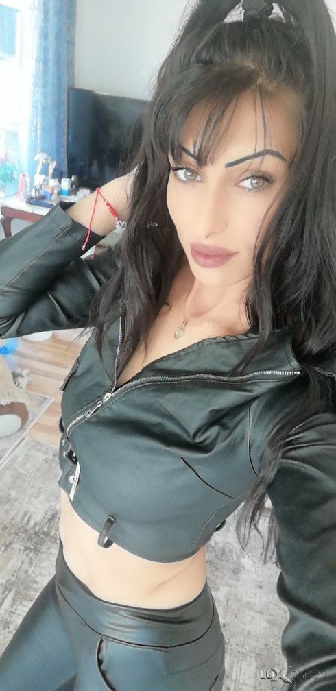 Роси 30мин100лв ,бдсм Писинг / Златен душ -  снимка 8