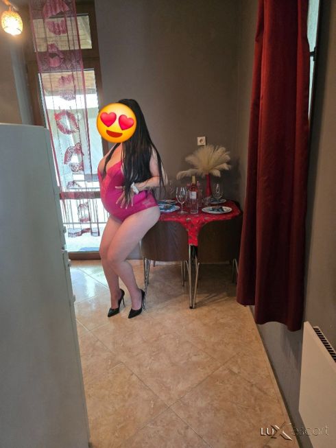 Бременна и яко разгонена -  снимка 0