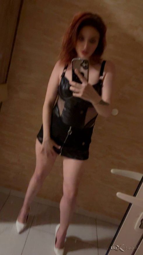 Свирка в кола 40 лв със кондом  70 лв без -  снимка 11