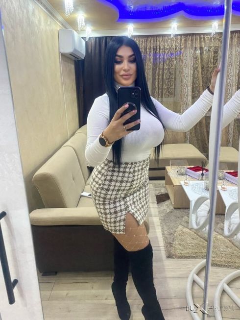 Здравейте казвам се Виктория -  снимка 1