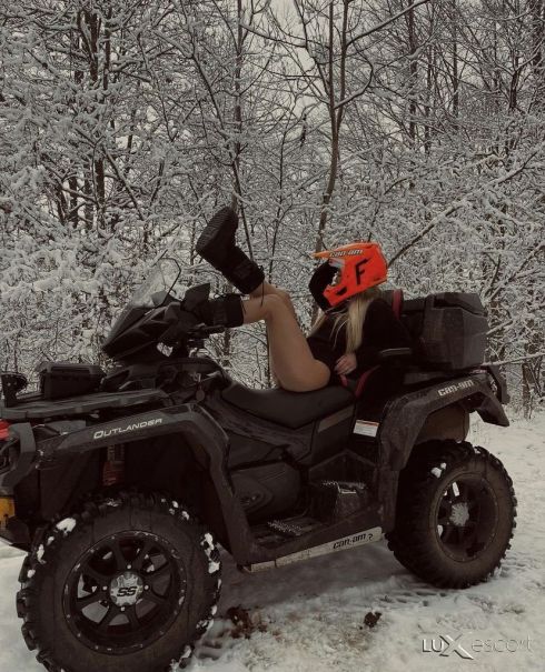 Hot Porn star Expirians❌ Book by WhatsApp ❌ -  снимка 2